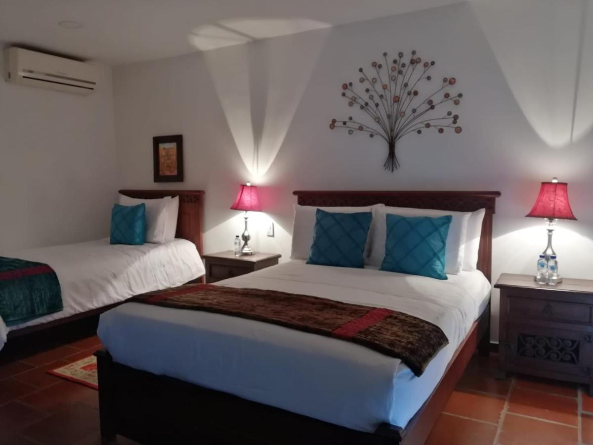 Praga Hotel Campestre Армения Екстериор снимка
