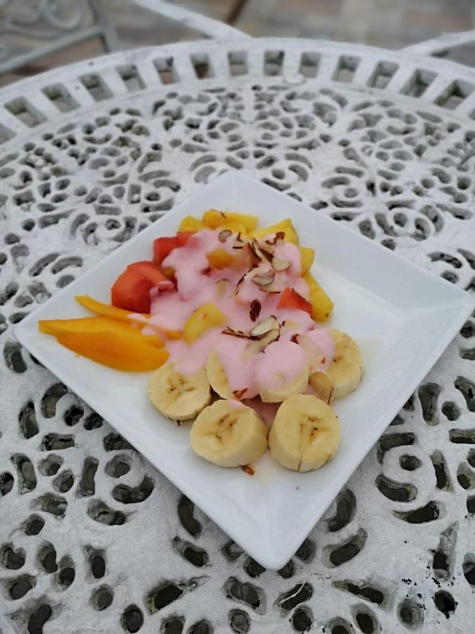 Praga Hotel Campestre Армения Екстериор снимка
